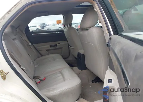 2006 Chrysler 300C из США, поврежденный, VIN 2C3KA63H06H441811